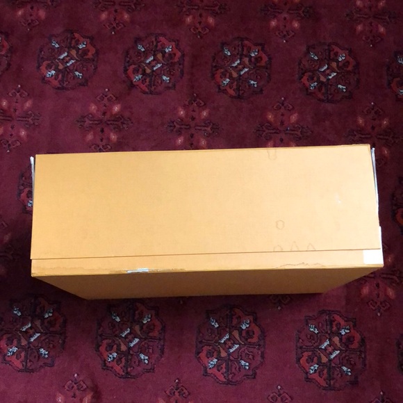 🌺🌺LOUIS VUITTON GIFT BOX 18-14.5 - Picture 3 of 3